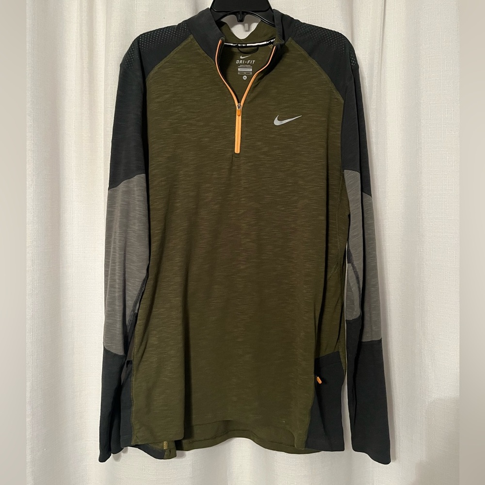 Men's size XL Large Nike Dri Fit lightweight pullover jacket sweatshirt